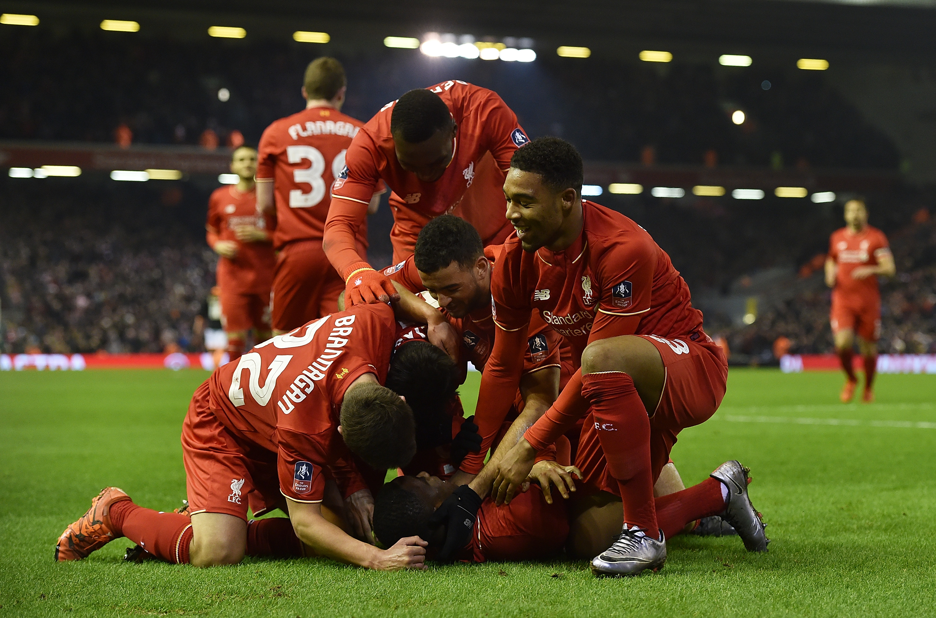 米兰门将迈尼昂或明夏离队，欲签皇马卢宁替代