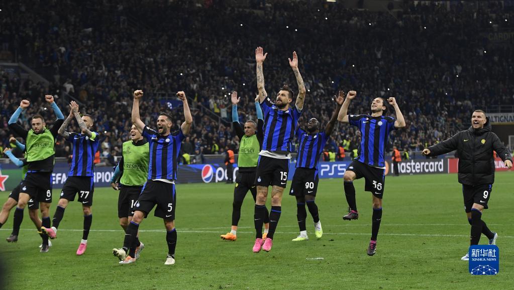 连续9年霸榜！皇马官网成最受欢迎俱乐部网站，利物浦次席（皇马官网九连冠：最受欢迎俱乐部网站，利物浦位列第二）