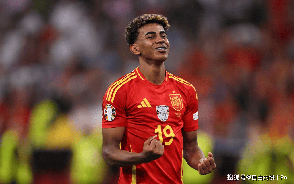 梅西：斯卡洛尼能将心比心！他激活了很多阿根廷新秀！