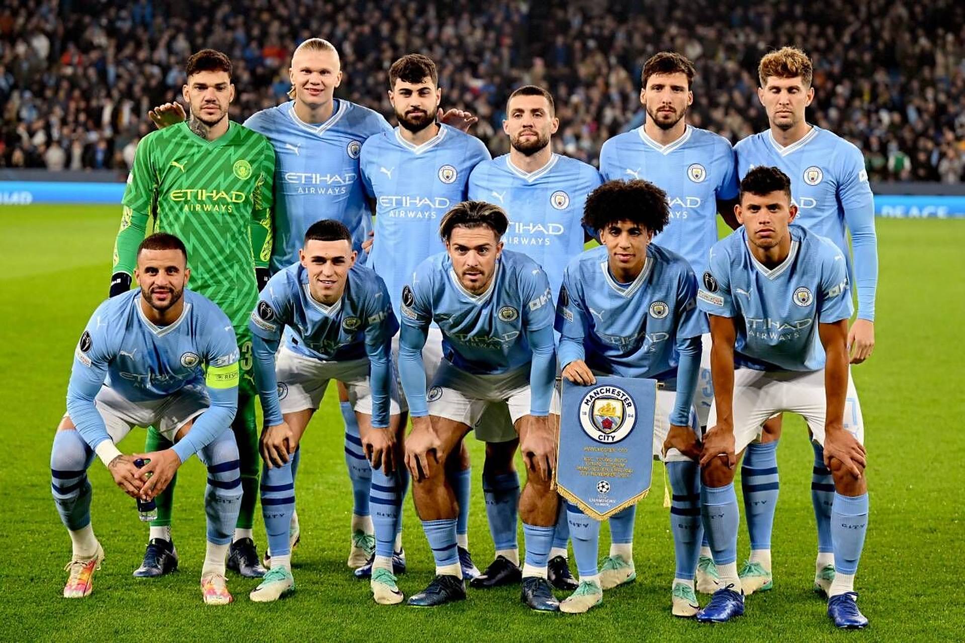 邮报：曼联与92班的关系很微妙，有时候较好有时候很差