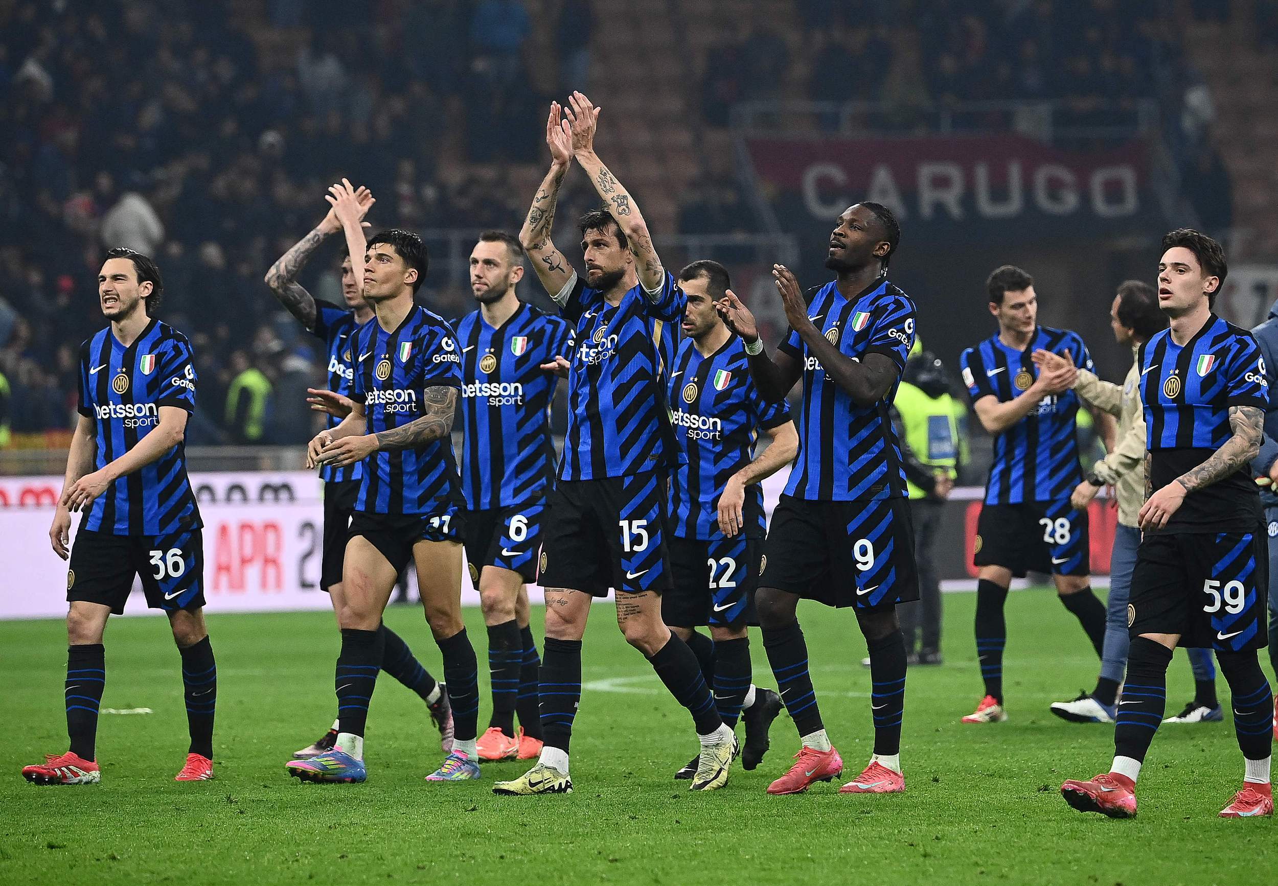 大卫·路易斯：孔蒂曾想带我去那不勒斯，差点和萨里学会抽烟（大卫·路易斯：孔蒂曾欲带我赴那不勒斯，我差点跟萨里学抽烟）