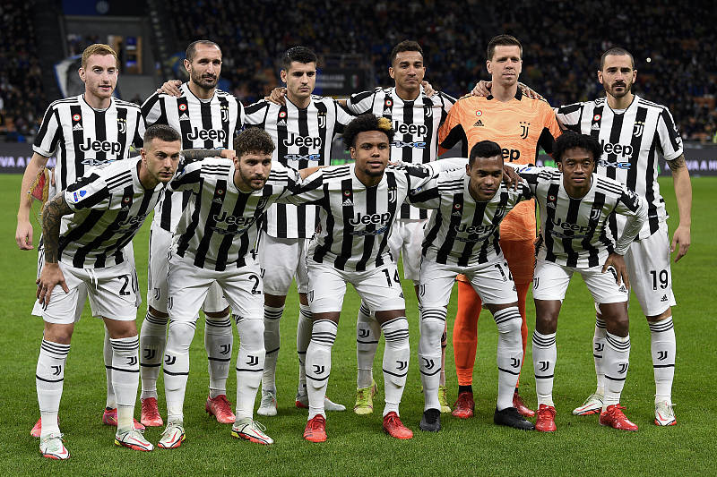 巴塞罗那瞄准劳塔罗·马丁内斯：转会市场的新动向